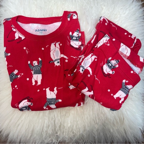 Old Navy Red Pajama Set Festive Winter Design youth 10 - Picture 1 of 5